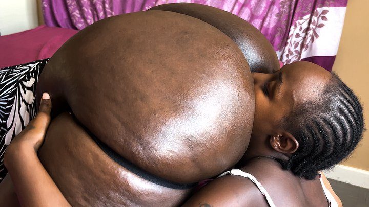 Thick Sistass - Madora's smelly donk bully's Ada (with asslicking)