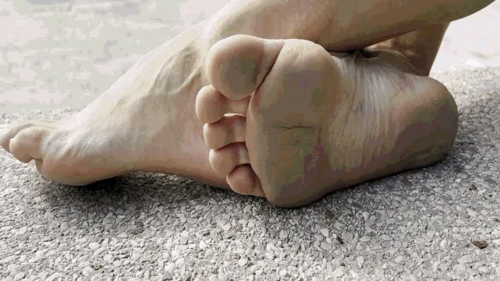 Bonnie And Clyde - Sexy feet MP4
