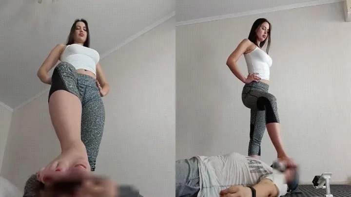 Bossygirls - Hanna - GymFootWorship - Part1 Mix2