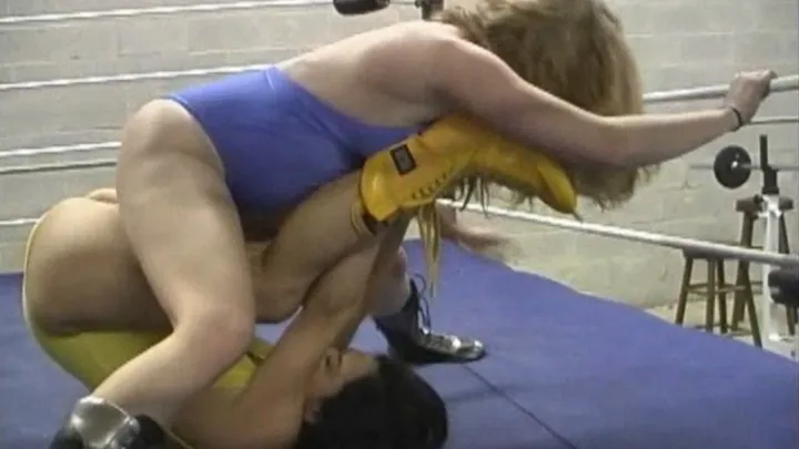 Sexy Fighting Women - Brutal Pro Wrestling Beat Down