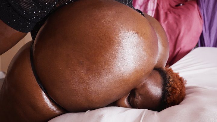 Thick Sistass - Smelly fart smothering stinkface punishment in Pearl's ass