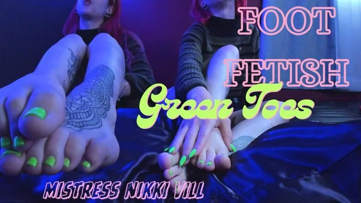 Miss Nikki's Niches - Foot Fetish Tops and Toes