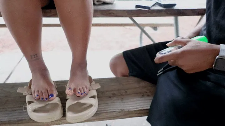 I Am Ds Productions - Outdoor Footjob in public park