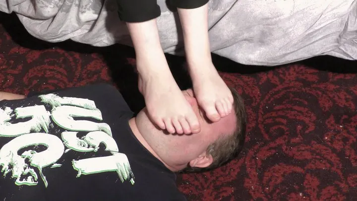 Sophie Girl - Sophie's Feet (HD)