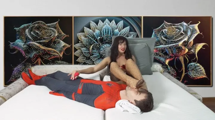 Polish Mistress Clips - Spiderman Jest Dojony Przez Sophia - Full - Polish Language