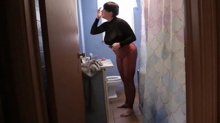 Jamie Knotts Fetish Palace - Escaped Couple Gets The Drop On Milf Designer