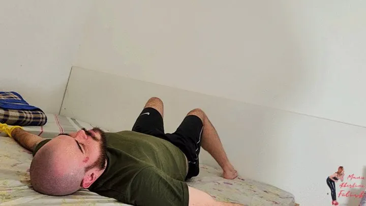 Manuela Albertine Fetish - Farting, part 1, by Veronica Lins and Slave Rebbit, (cam by Manu) FULL HD