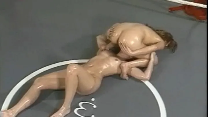 Sexy Fighting Women - Best Friends Have Hot Sex Wrestling Wrestling In Oil