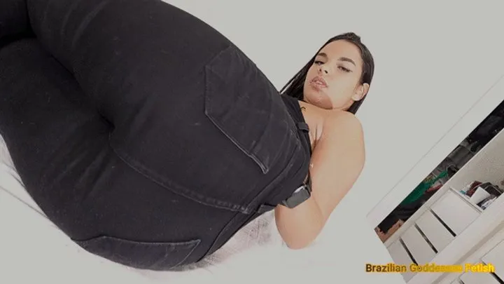 Brazilian Goddesses Fetish - I PRESENT YOU MY FARTS - part 2