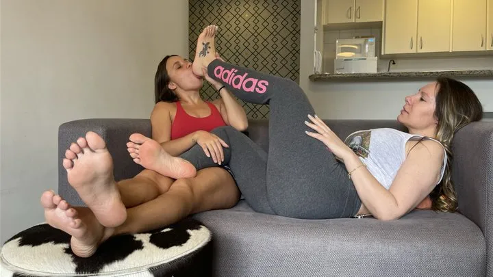 Goddess Grazi - Post-Workout Sweaty Feet Worship – Goddess Grazi and Lauren (MP4-HD 1080p)