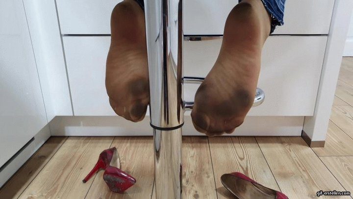 Helenas Feet High Heels Tights Legs - dirty sweety feet in tights on bar stool_new HD mp4 1920x1080