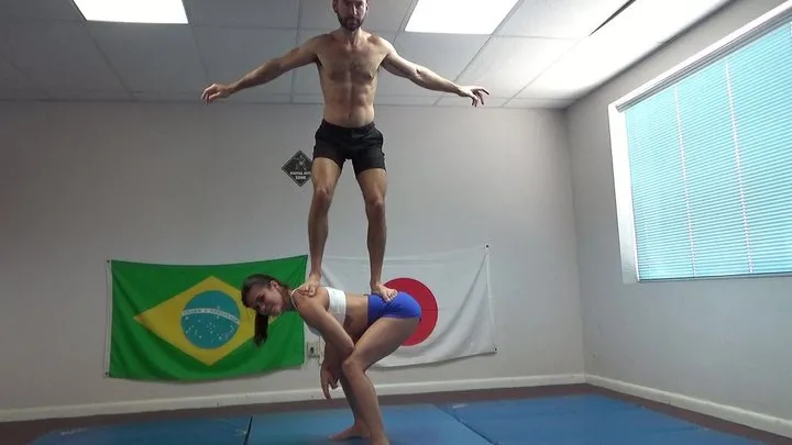 Grappling Girls In Action - GGStrongWoman29