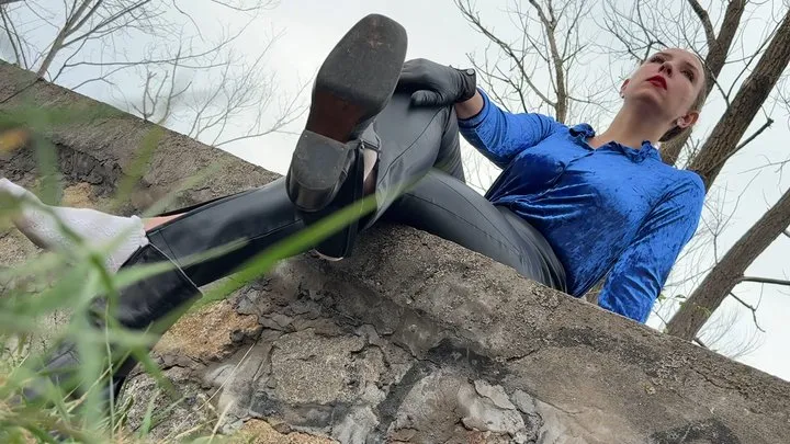 Fetish Nirvana - Barefoot Dangle Seduction
