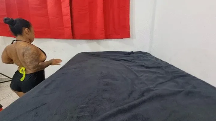 Scarlet Fart Fetish - Farting deliciously for you, my love. By Evil Dwarf Cam Full HD.