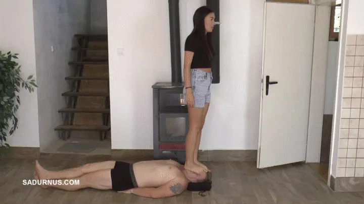 Sadurnus New Moon - The beautiful Mistresses tramp barefoot on slave Natasa mp4