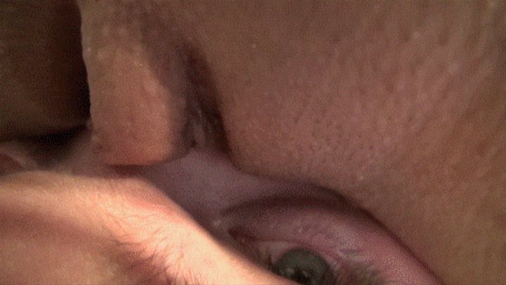 Wonderful Life Of Eva Marcu - Feel the smell and taste of my wet pussy through this video ! - Amazing face sitting simulator