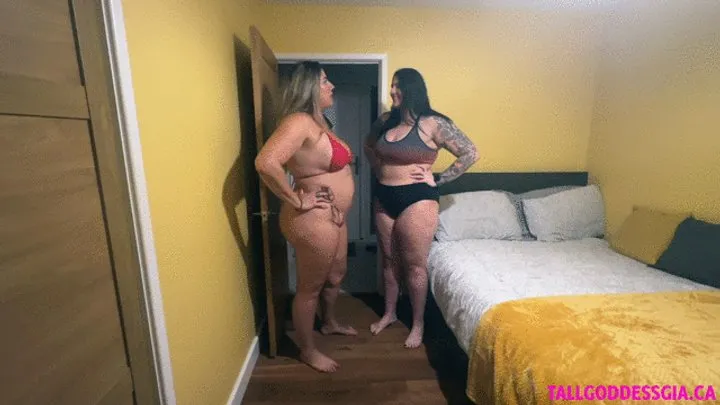 Tall Goddess Gia - Gia and Saphire Test Eachother's Strength