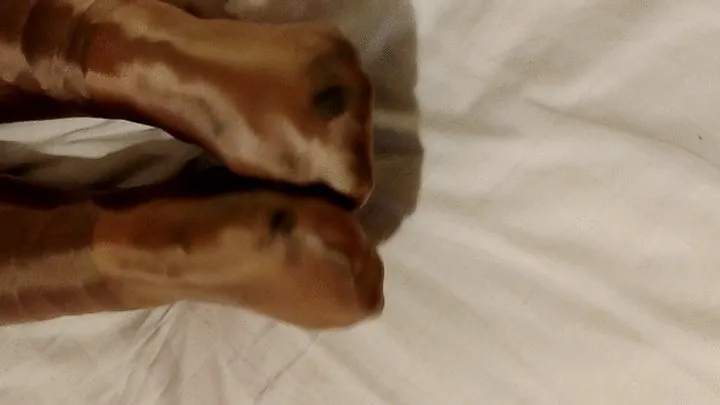 Queen Of The Boots Slave - the best scent? sweaty socks(part1)