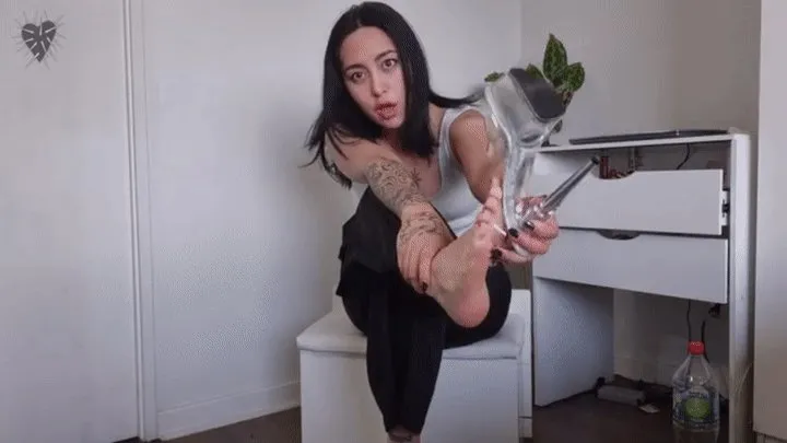 Fetish Machine Femme - Your favorite Night Club Dancer taking off her sweaty Heels in front of you POV