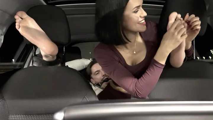 Jolie Berrie - Car Tickling Hell - part I [Full HD]