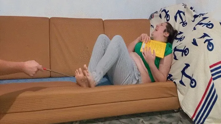 Appetizing Crumpet - I'll get your feet to tickle WMV