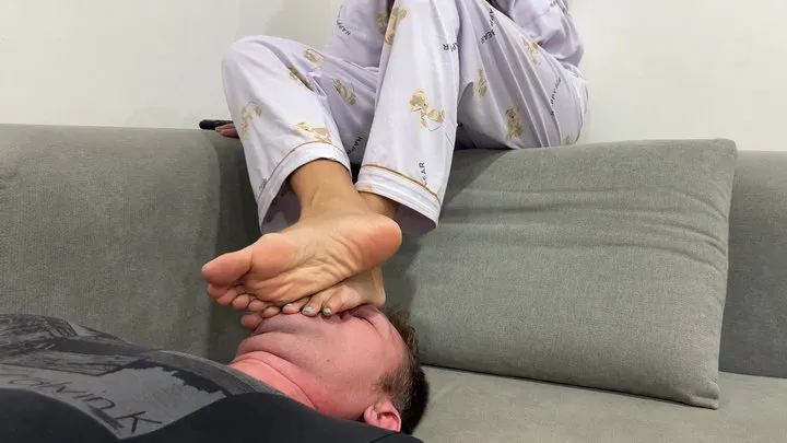 Mean Asian Wife Facesitting Femdom - Smell My Bare Asian Feet | FHD