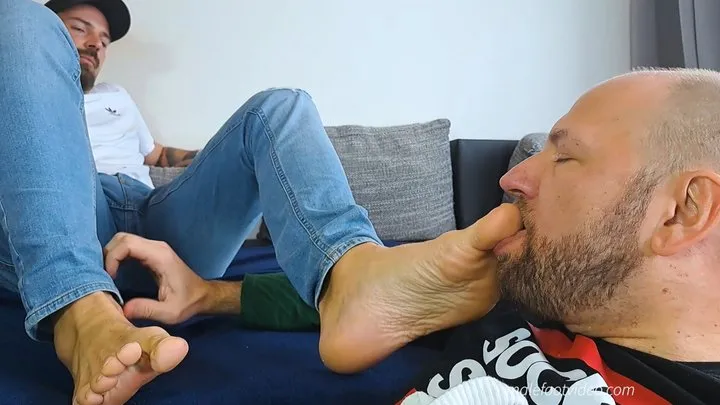 Czechmalefoot Video Store - Sniffing at the feet of a Martex man. They smelled very well