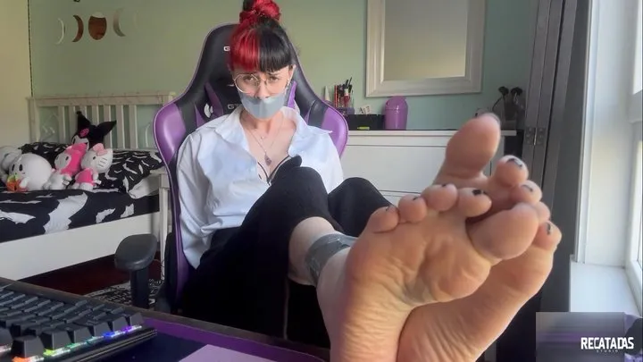 Recatadas Studio - Secretary Hare in bondage & foot fetish! (1080p)