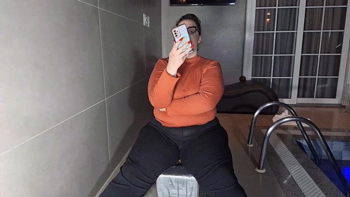 Scarlet White Face Sitting - BBW Face sitting Control PART 2 BY BRITNEY HUNTER and Daniel Santiago Cam By aline Full hd