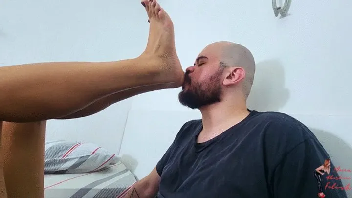 Manu Albertine Feet - Foot worship halloween, part 4, by Olivia Mattos and Slave, FULL HD