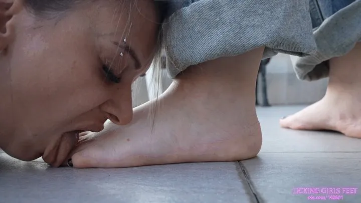 Licking Girls Feet - MARY - I'll let you know who you belong to! (HD)