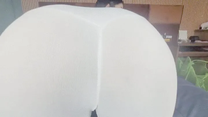 Fart In Brazil - Farting in my tight white pants, making you smell it all - By Cindy Lopes - CLIP 3