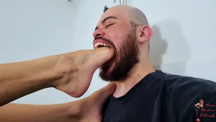 Manu Albertine Feet - Foot gagging hangover halloween, part 3, by Jeniffer Carter and Slave, FULL HD