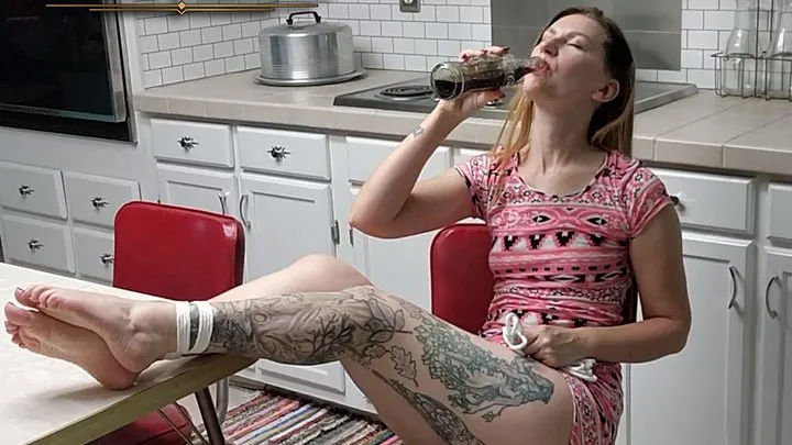 Catherine Sterling - Mini-Dress & No Knickers leads Catherine Sterling to a Self-Bondage Sex Session in the Kitchen! Amateur POV Bound Blowjob & Sex! Mobile & Streaming Friendly SD Version