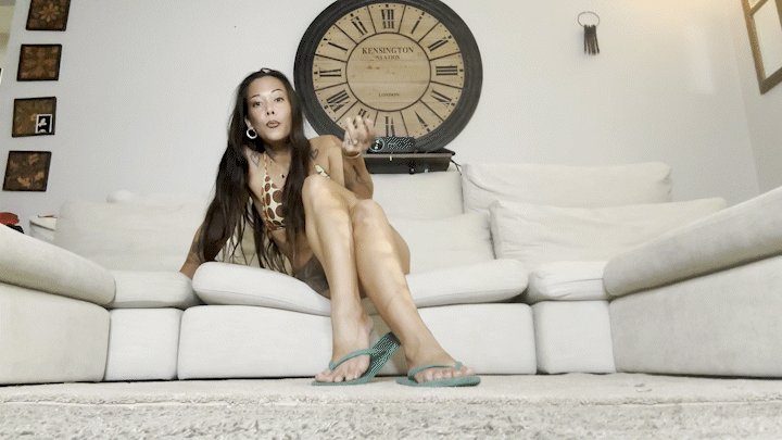 The Foot Fantasy!!! - MEIKO'S BEACH FEET JOI (4K)