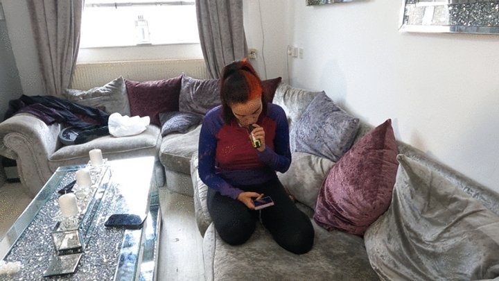 Amy Squirrel - Jennifer Pants Face Sitting 2 (4K)