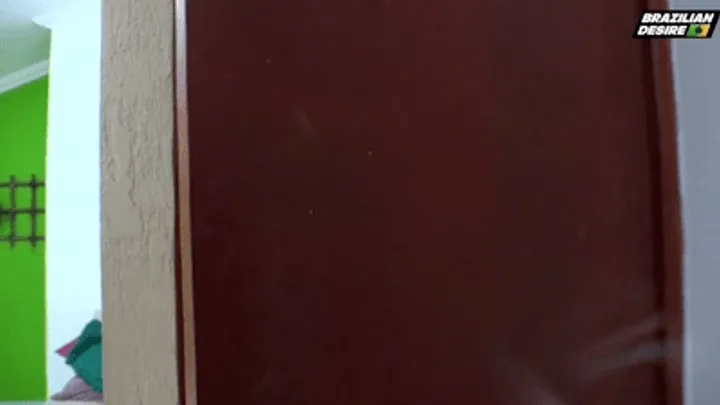 Brazilian Desire - Farting and Cleaning