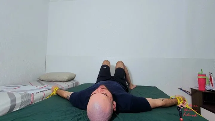 Manuela Albertine Fetish - Farting teen, by Natally and Slave (cam by Manu) FULL HD