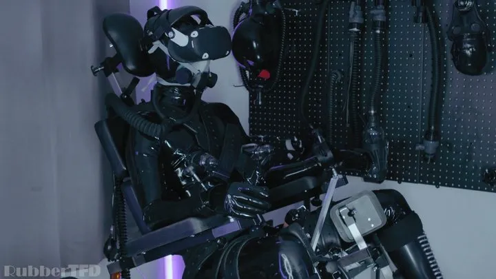Rubbertfd - RUBBER MACHINE EXTRACTION [PP TRAINING] [Gay Leather, Latex, Fetish]