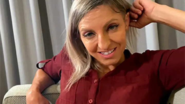 Feetplay And Seduction - Sexy Foot Teasing the CEO featuring Lora Cross (Part 2) - 1080 wmv