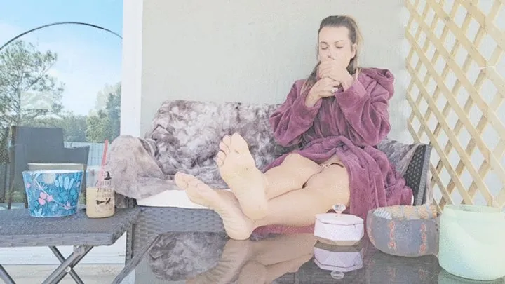Goddess Bs Slave Training 101 - Rise and worship DommeMommy's Feet
