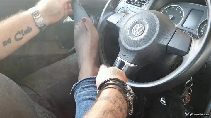 Helenas Feet High Heels Tights Legs - Shoeplay on dashboard and taking off nylons HD wmv 1920x1080