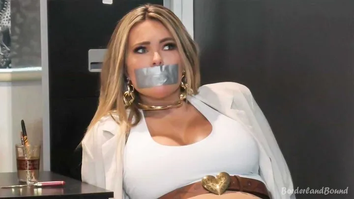 Borderland Bound - Charley in: Jeopardy-Prone, Big-Boobed Reporter Pries into the Affairs of the Wrong CatBurglar & Discovers She Didn’t Act Alone!! (HD)