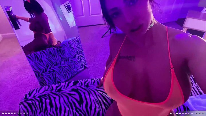Playobey - Sitter Mirror! [4K MP4]