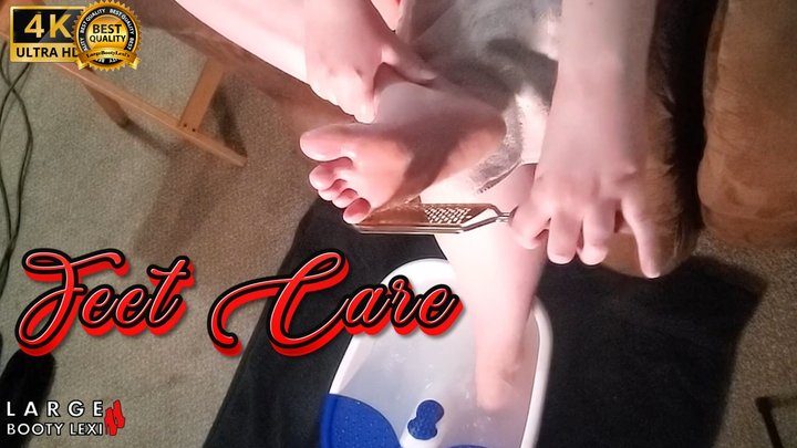 Largebootylexi - Pamper My Curvy Campus Feet: Electric Grind to Glossy Worship Perfection (4K Landscape)