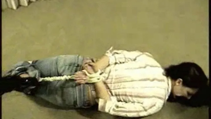 Tucsontied - Kobe Lee Hogtied & Gagged on the Floor!