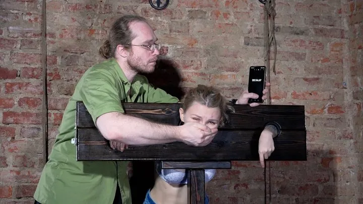 Bondagio - HOLDING BREATH COUNTDOWN! CAN SHE SURVIVE THE BDSM TRAINING? (FHD)