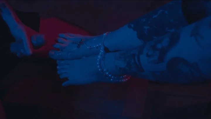 Evol Feet - Cum At My Feet To Pay For Your Sins