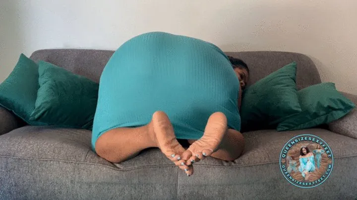 Queensizesexyfeet - Bust A Huge Load On My Jiggly Ass And Thick Soles - Queensizesexyfeet