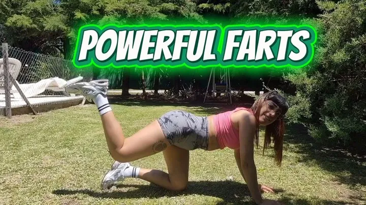 Alessiialove - Powerful morning Farts outdoors